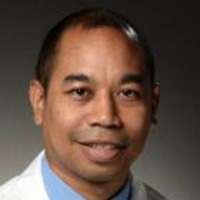 Photo of Quincy Hieu Almond, MD