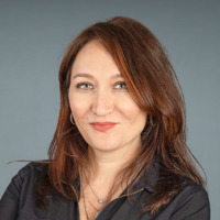Photo of Yelena Davydov, MD